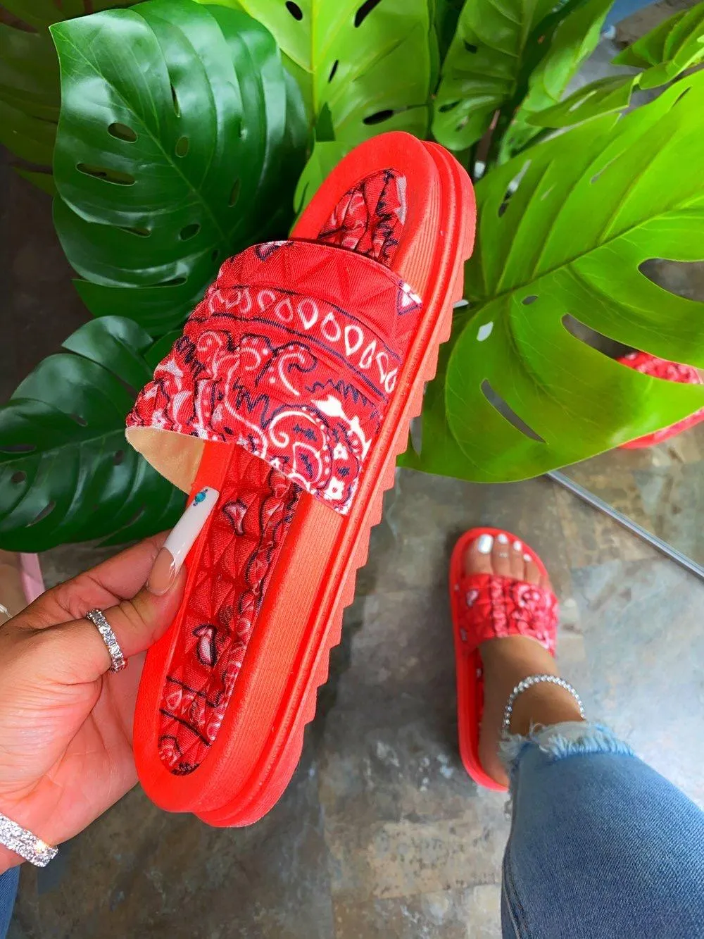 Antoinette Bandana Slides - Red