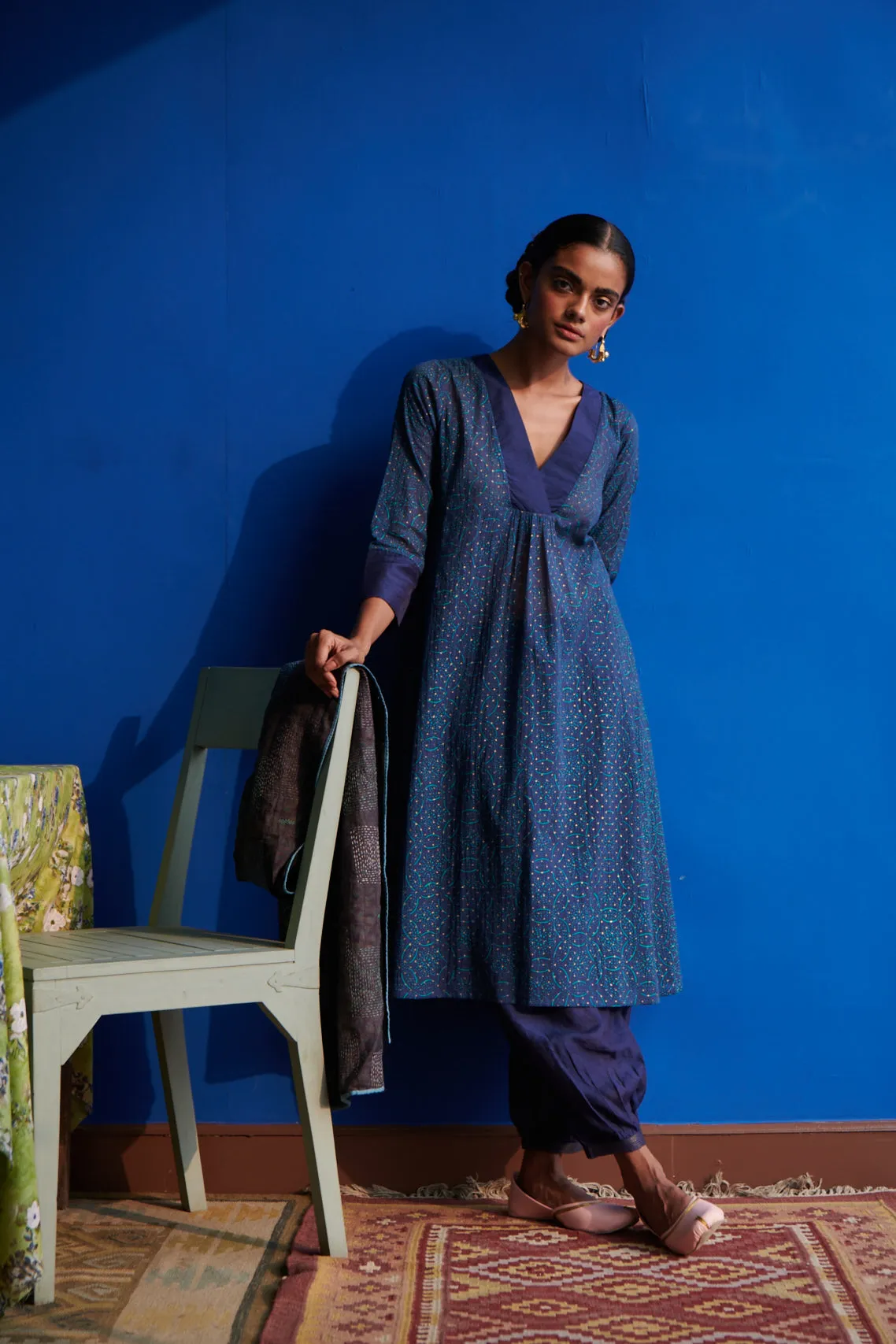 Bella Printed V- Neck Band Kurta