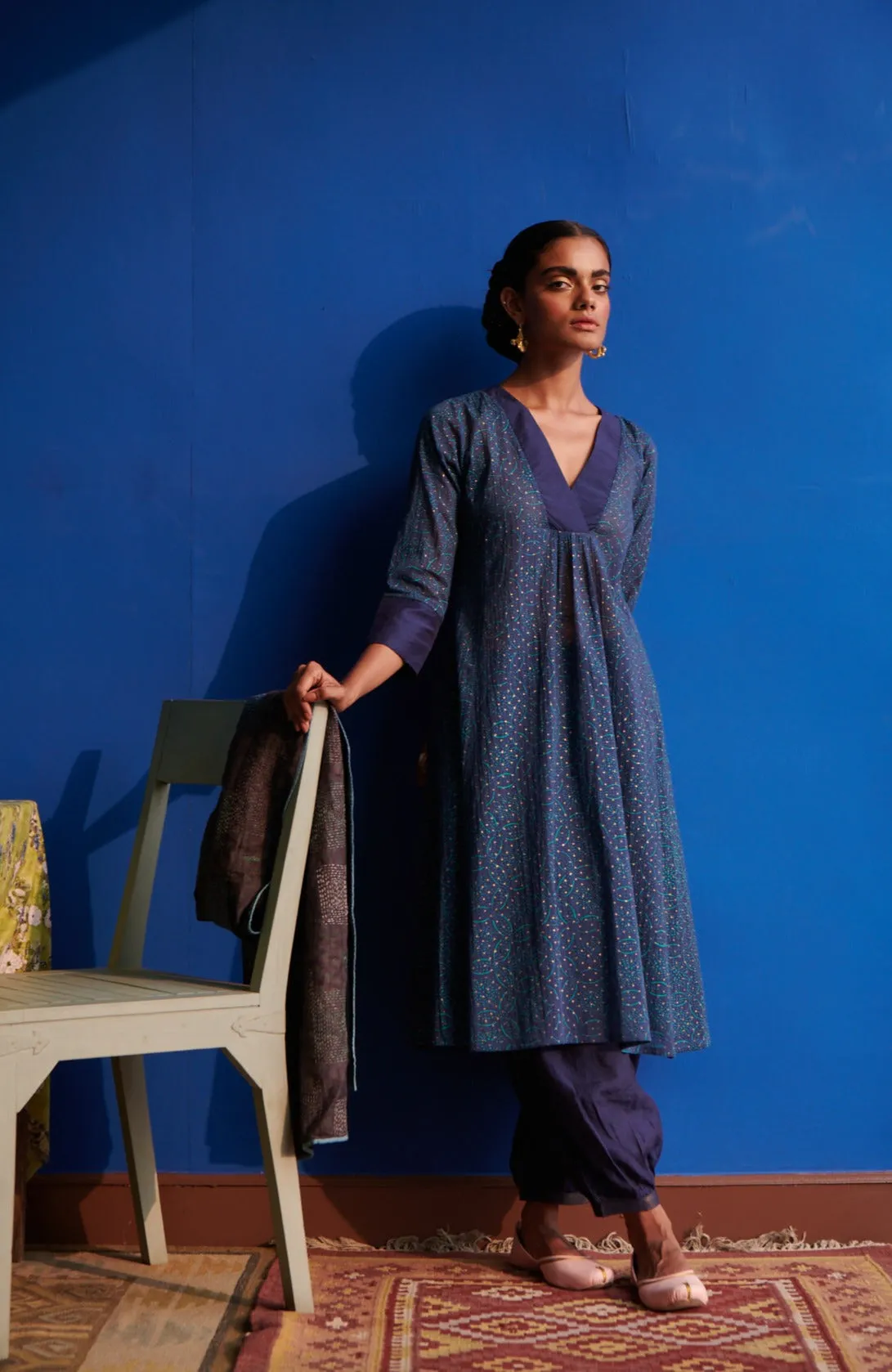 Bella Printed V- Neck Band Kurta