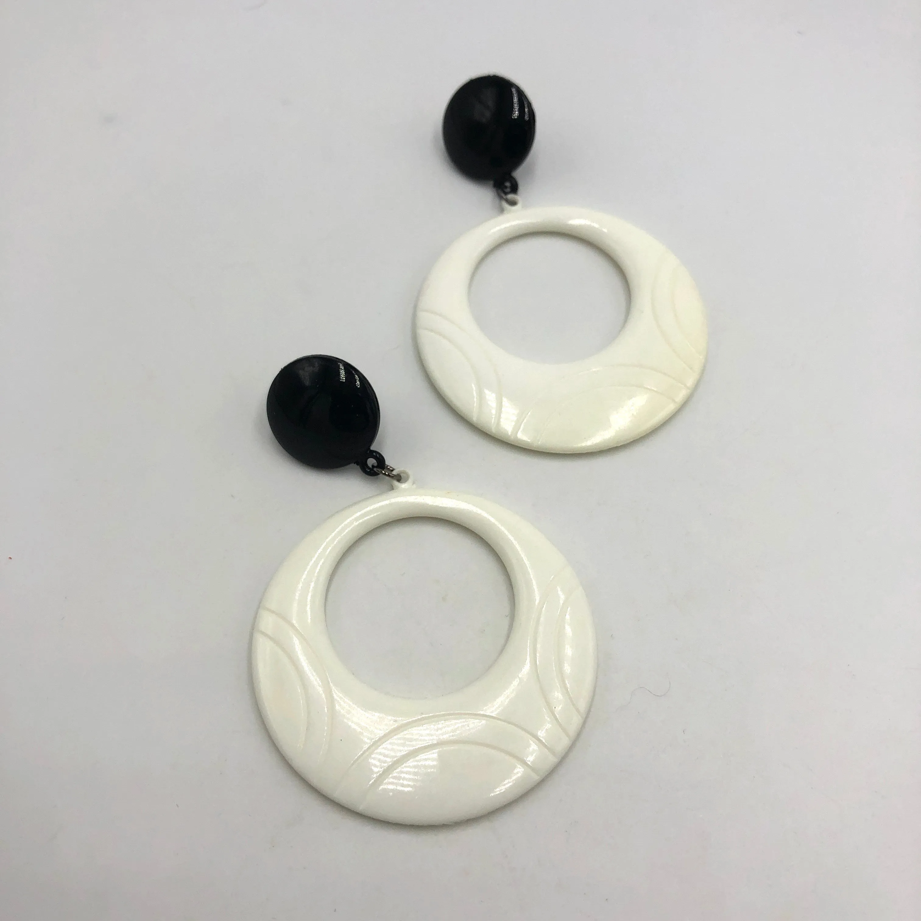 Black & Cream Deco Donut Earrings